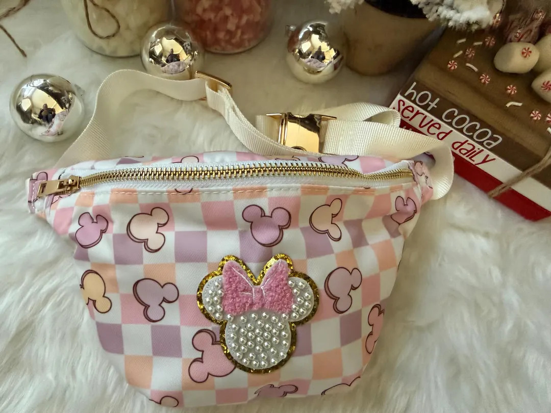 Small crossbody theme park belt bag. Pink, tan, white. Minnie Mouse head patch with pearls and bo... | Etsy (US)
