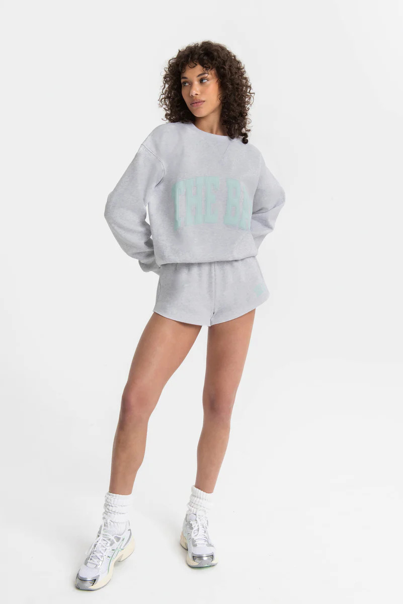 VARSITY TUCKED SWEATSHIRT (CLASSIC LOGO) LT HEATHER GREY/MINT | The Bar