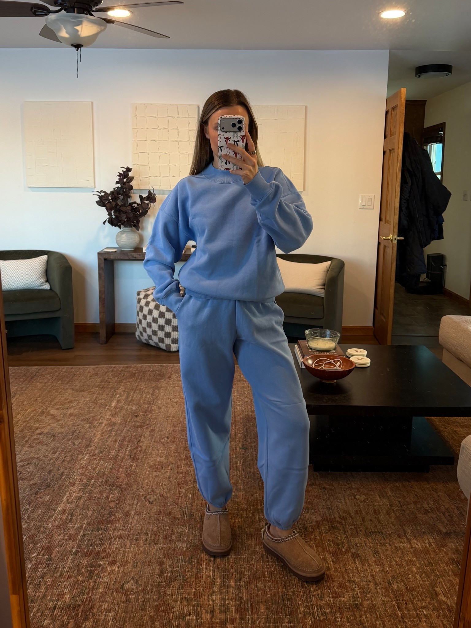 Obsessed with this new lounge colorway from @abercrombie! Wearing size small

Weekend style, weekend outfit, comfy clothes, Ugg tazz slippers

#LTKTravel #LTKootd #LTKActive
