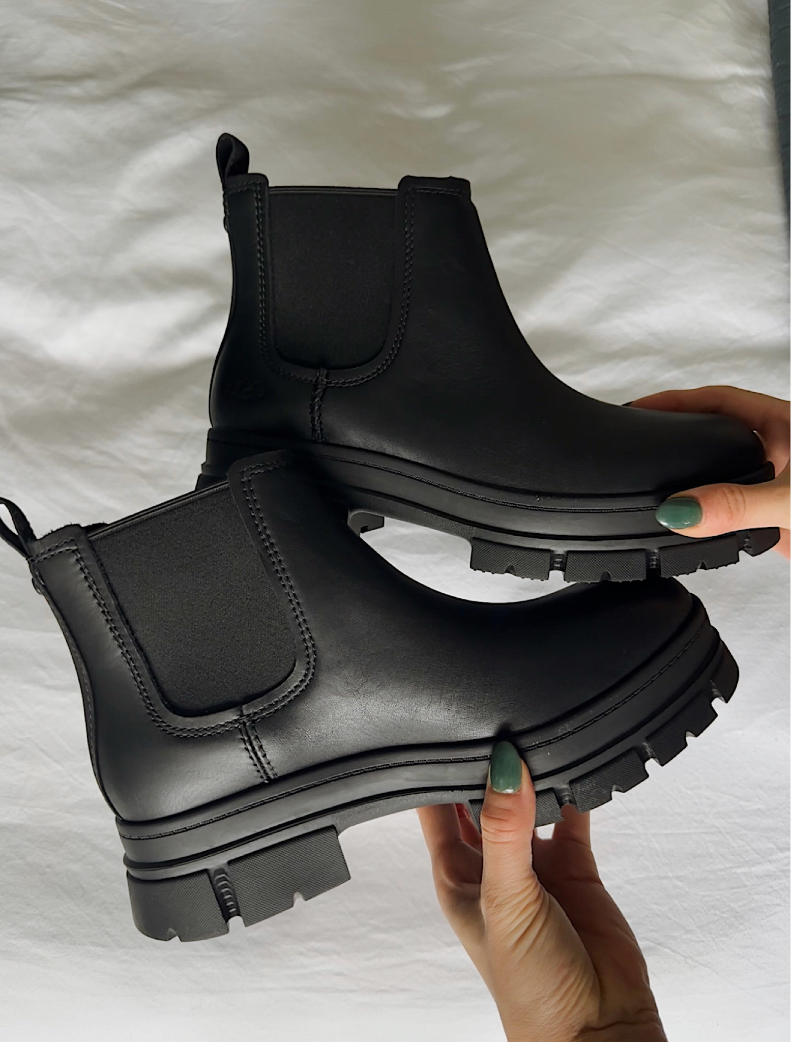 UGG 美品 アシュトン チェルシー Ashton Chelseaブーツ 24