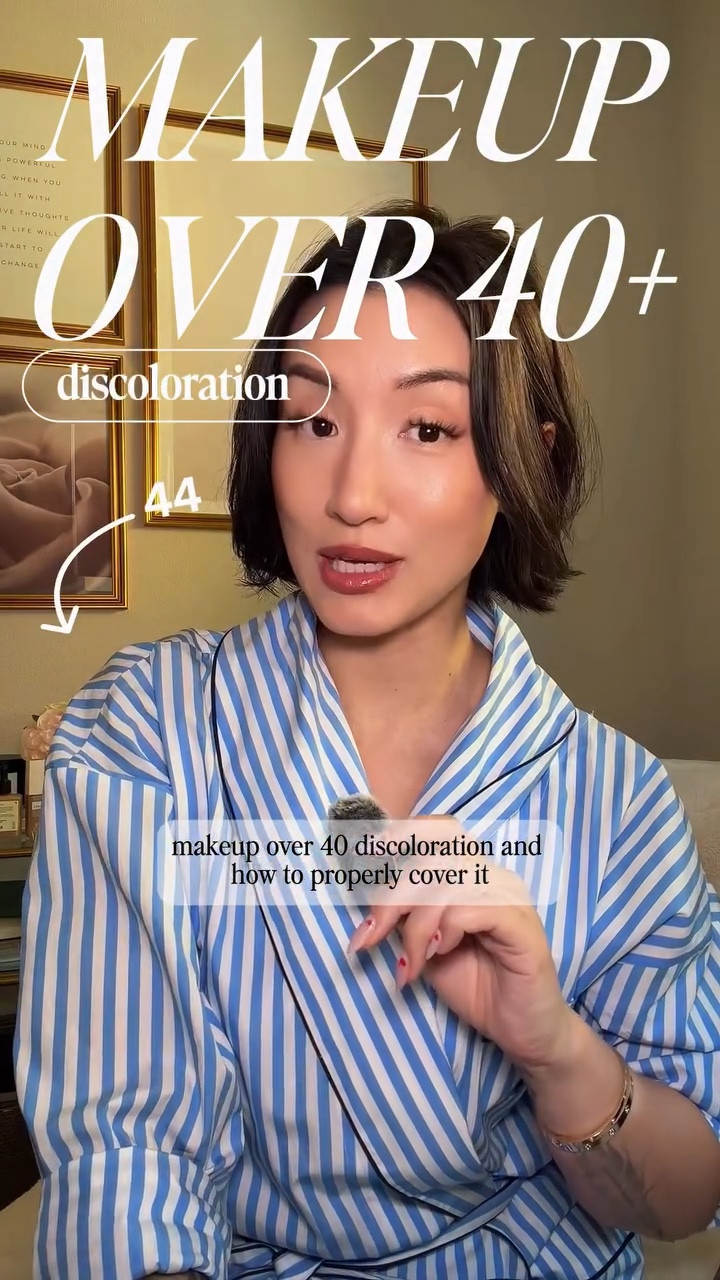 Makeup Over 40 ✨ – Covering Discoloration Made Easy
Discoloration and post-acne marks… we all deal with them at some point.

This is my go-to 4-step trick when I need a little extra coverage without it looking heavy 👇

✨ Step 1: Go in with a concealer one shade lighter than your foundation and apply it first
✨ Step 2: Lightly blend your foundation over it
✨ Step 3: Add your usual concealer on the spots and blend again (I love using my fingers here for more control)
✨ Step 4: Set everything with a pressed powder foundation so it stays put all day

It’s simple, but it makes such a difference when my skin needs a little extra help 🤍

Hope this helps! And if you have your own tricks, share them with me—I’m always looking to learn too 💬✨

#MakeupOver40 #DiscolorationTips #MatureSkinMakeup #FlawlessBase #EverydayMakeup