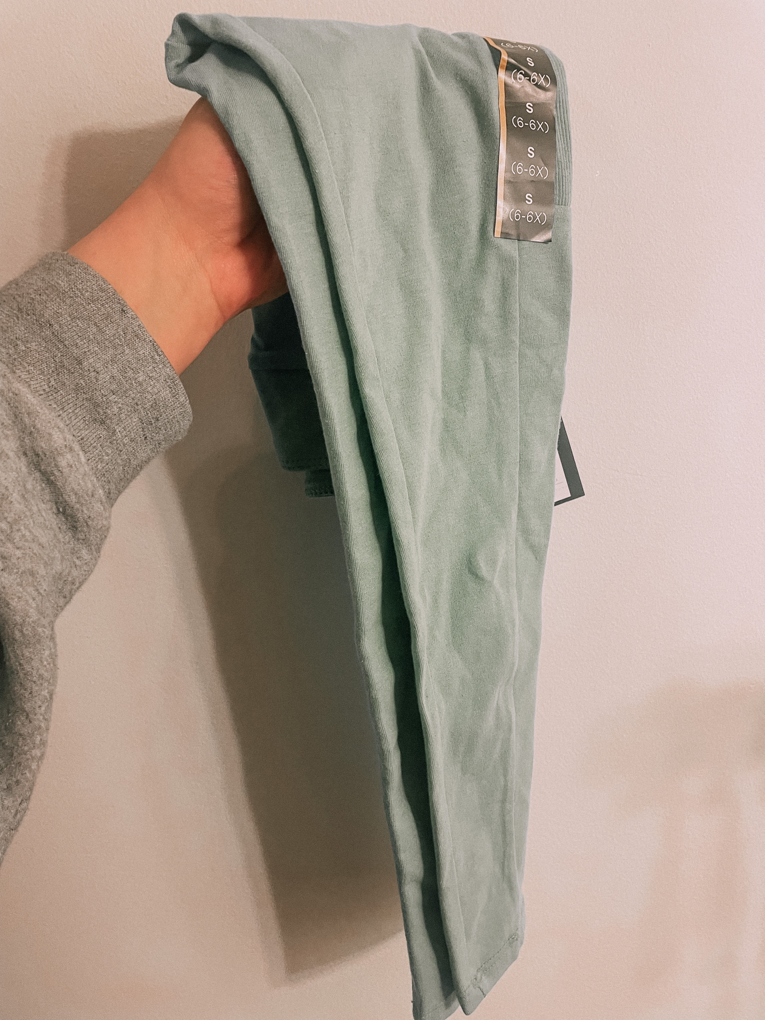 Athletic girls leggings 

#LTKkids #LTKfit