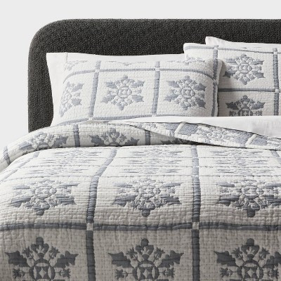 Holiday Matelasse Quilt Set Gray - Threshold™ | Target