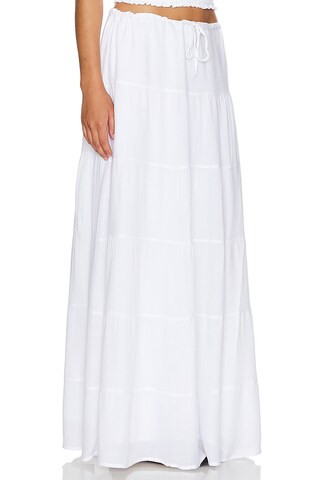 Ophelia Skirt in White | Revolve Clothing (Global)