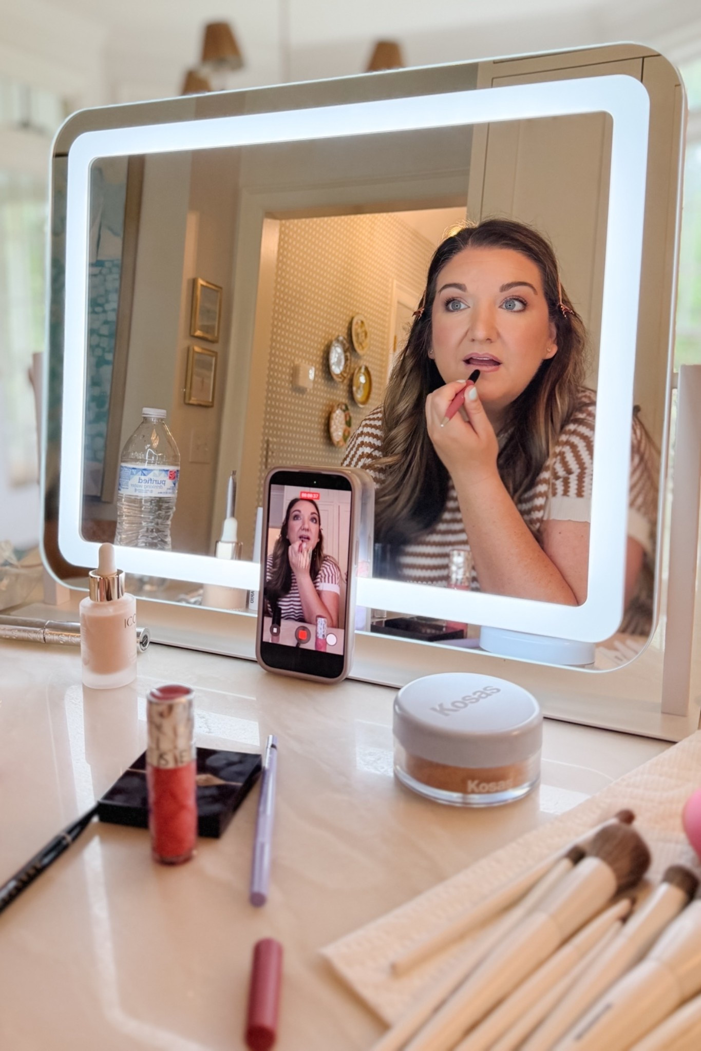 The best Amazon portable cosmetic mirror!

#LTKgrwm #LTKmorningroutine #LTKBeauty