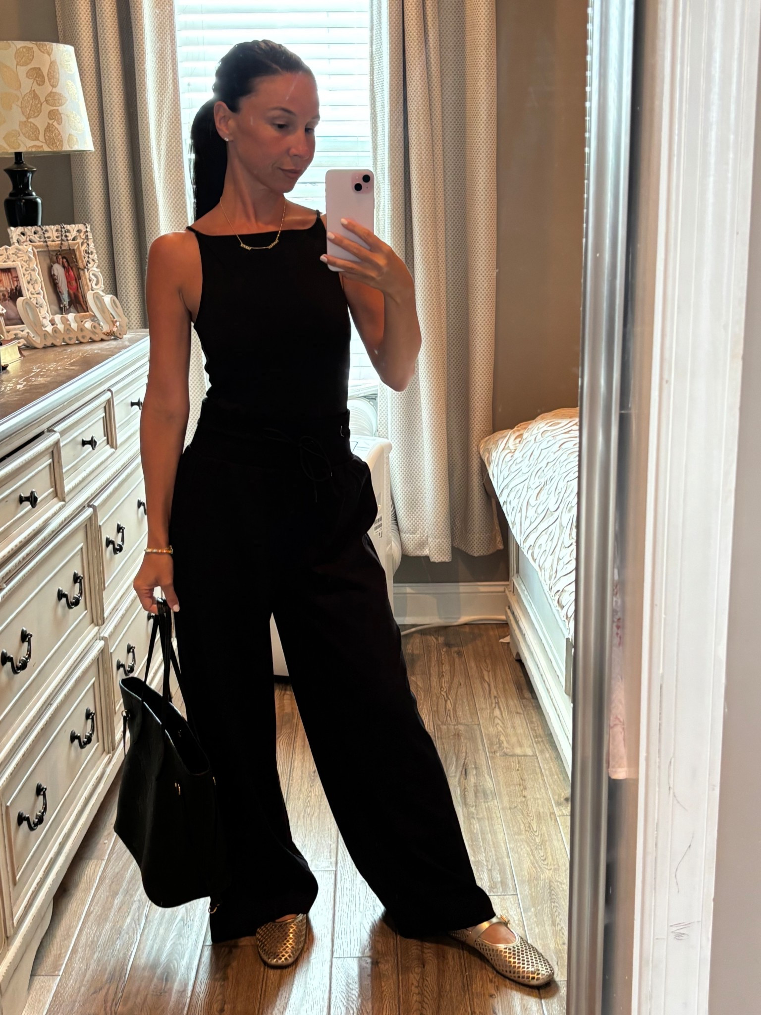 OOTD #capsule #ootd #closetONrevolve 

#LTKStyleTip #LTKFindsUnder50 #LTKWorkwear