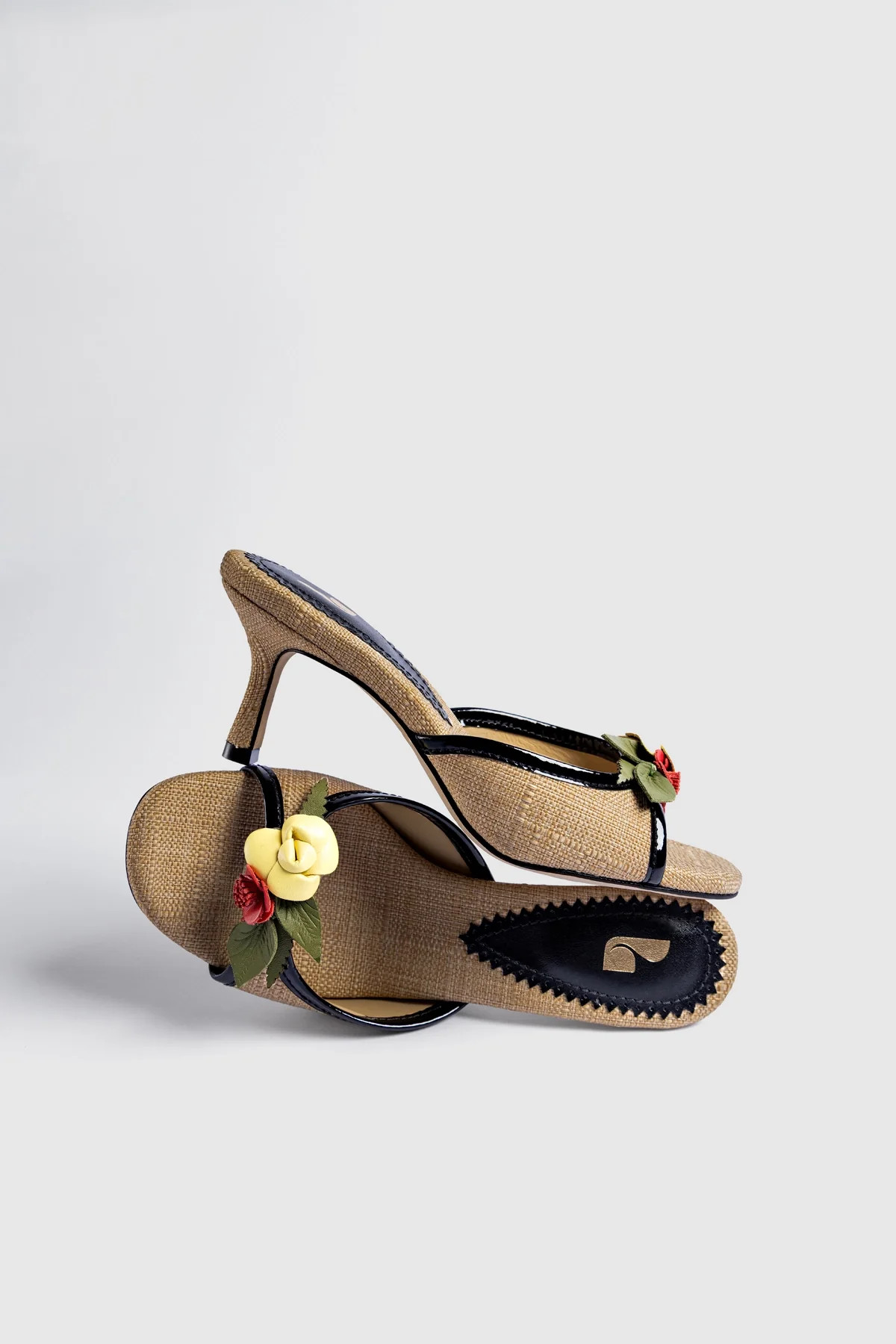 Juliette Mule Beige Raffia | Larroude