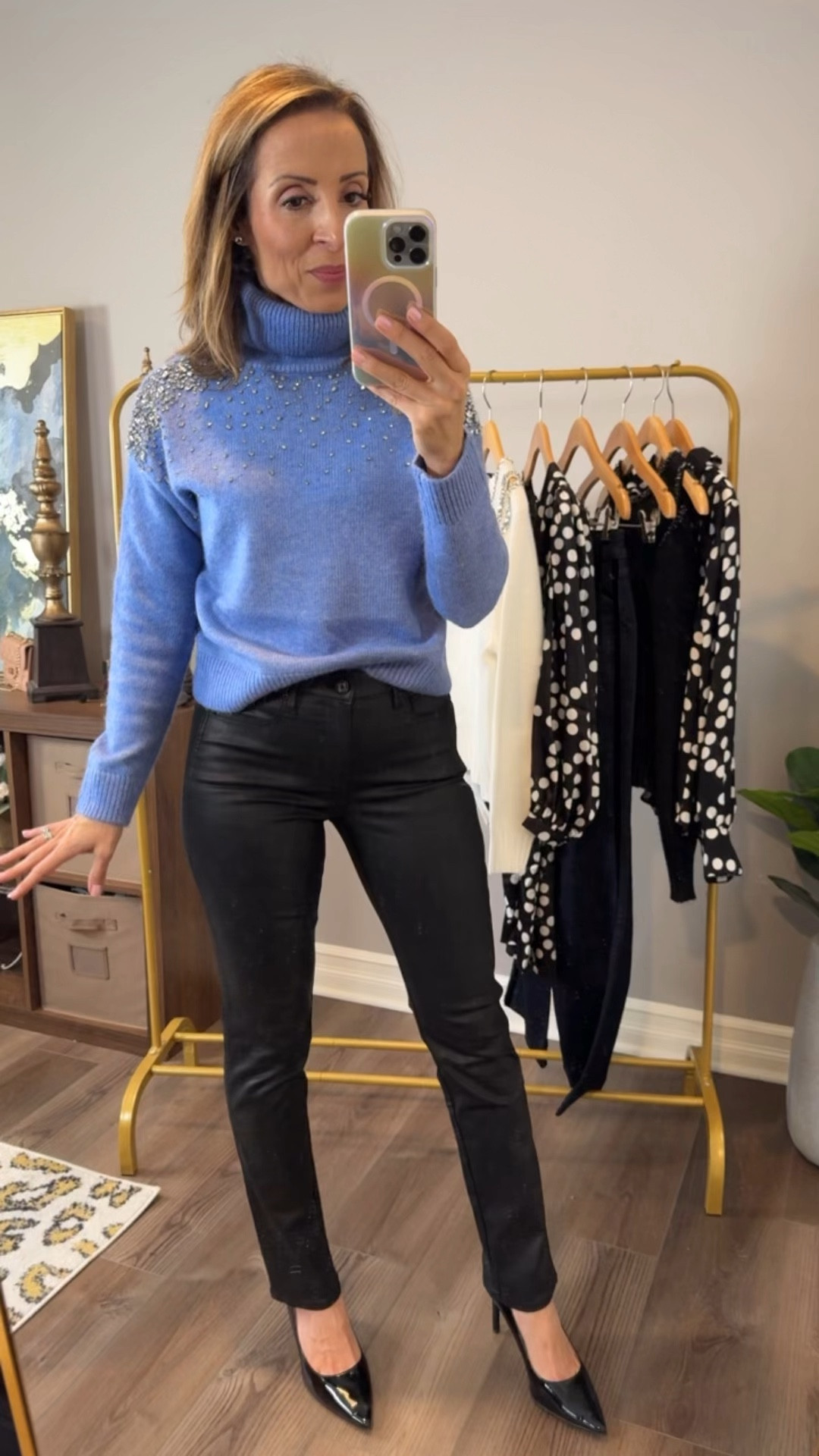 This sweater is gorgeous! 
Holiday parties ✔️
Fun party 🤩
Dinner with friends ✔️

#LTKHoliday #LTKSaleAlert #LTKWatchNow