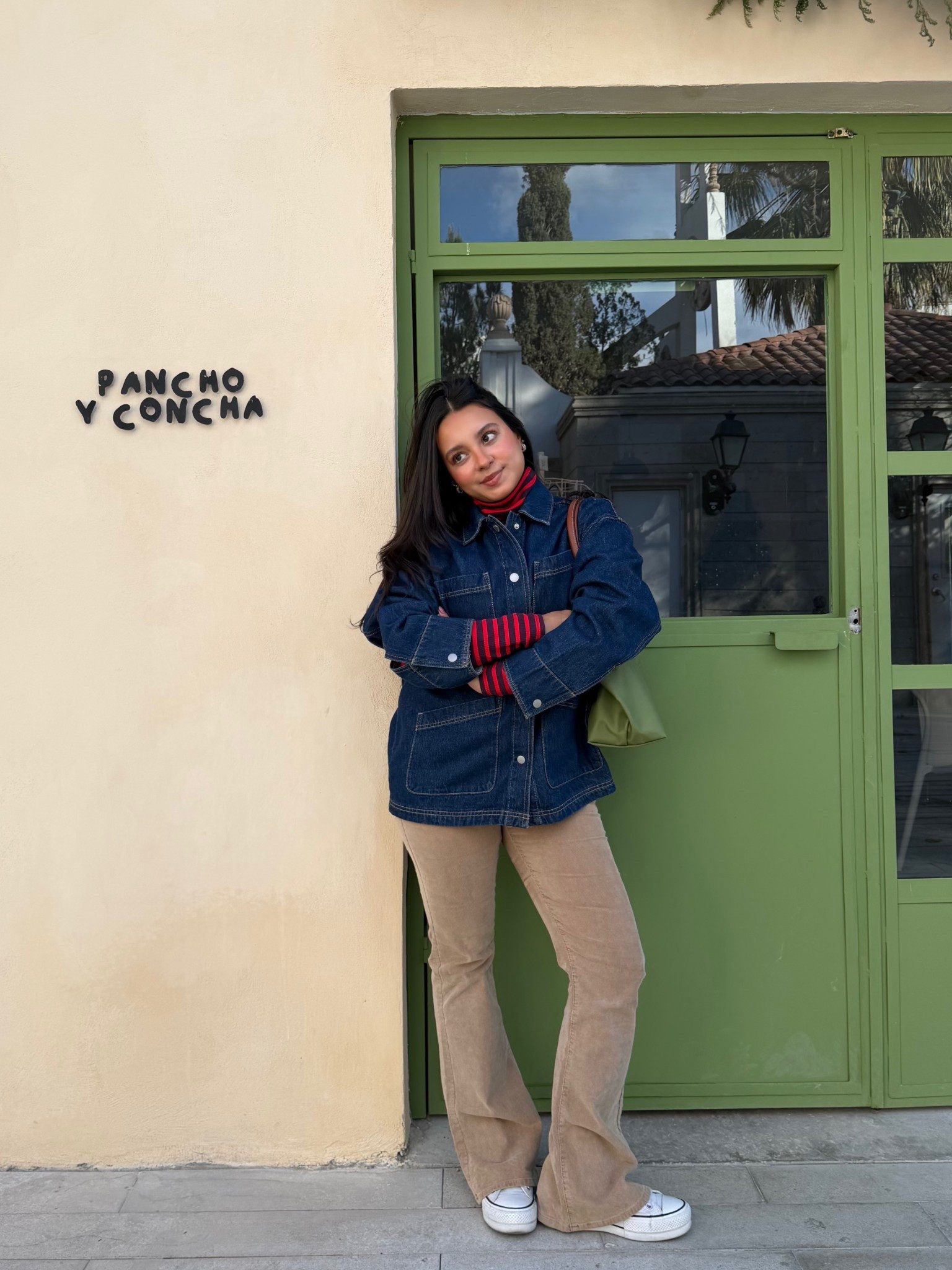 winter pop of color💌❄️ — tee in size small + jeans are from a past American Eagle collection 

#LTKdayinmylife #LTKSeasonal #LTKootd