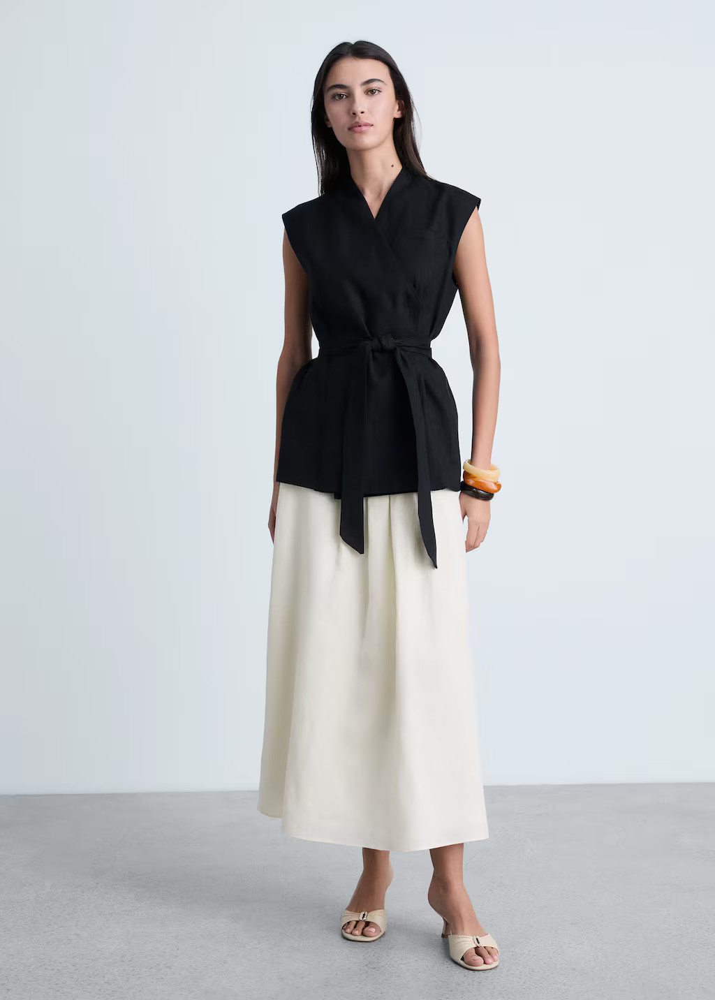 Linen waistcoat with belt black - Woman - S - MANGO | MANGO (UK)