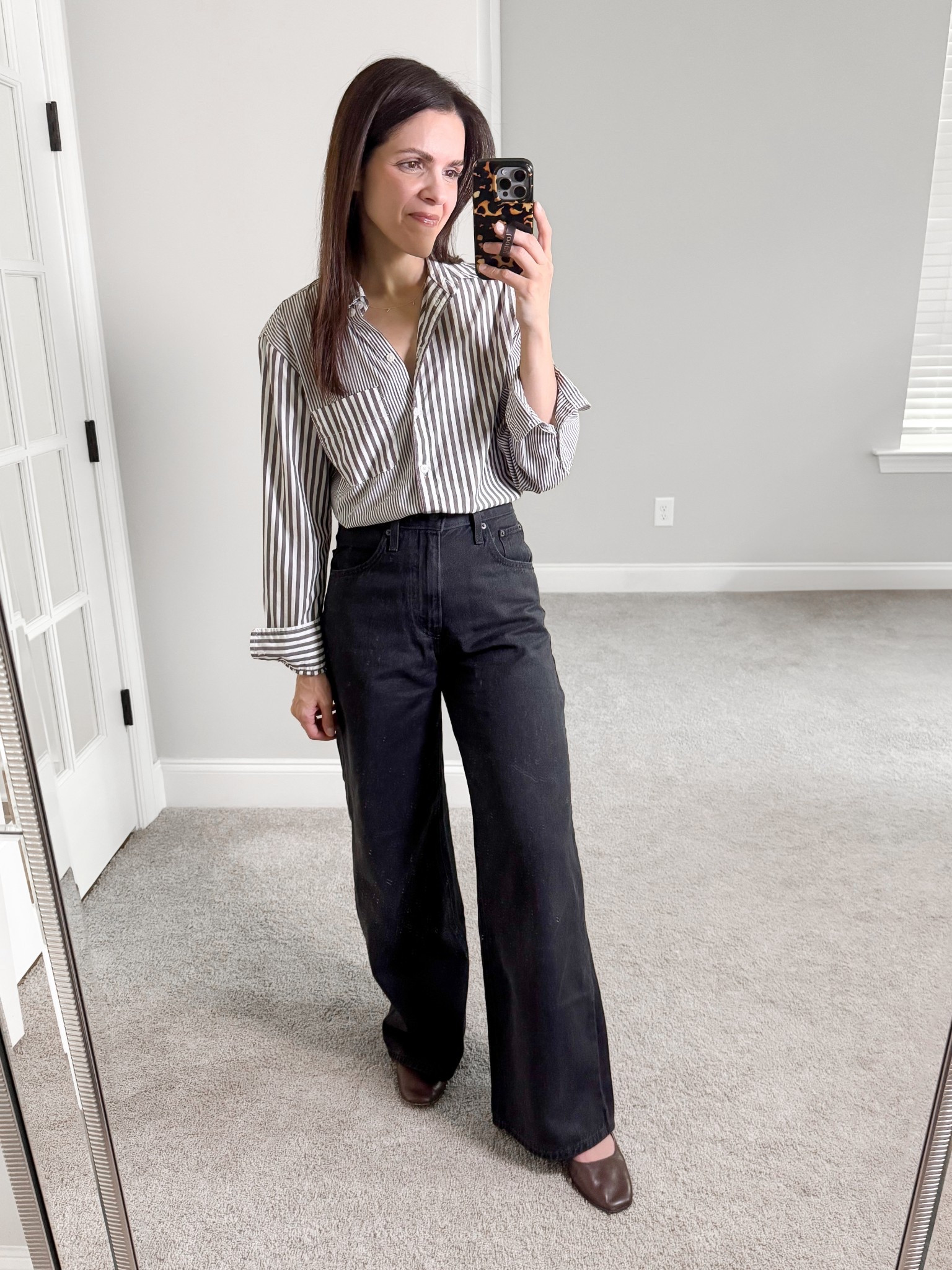 What I wore - Daily look
Striped button up: old, linked similar
Levis cinch baggy jean: 25
Madewell ballet flats: tts 

#LTKStyleTip