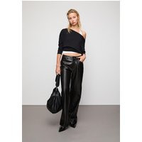 Stradivarius Straight-leg textured leather effect trousers Black 10 | Stradivarius (UK)