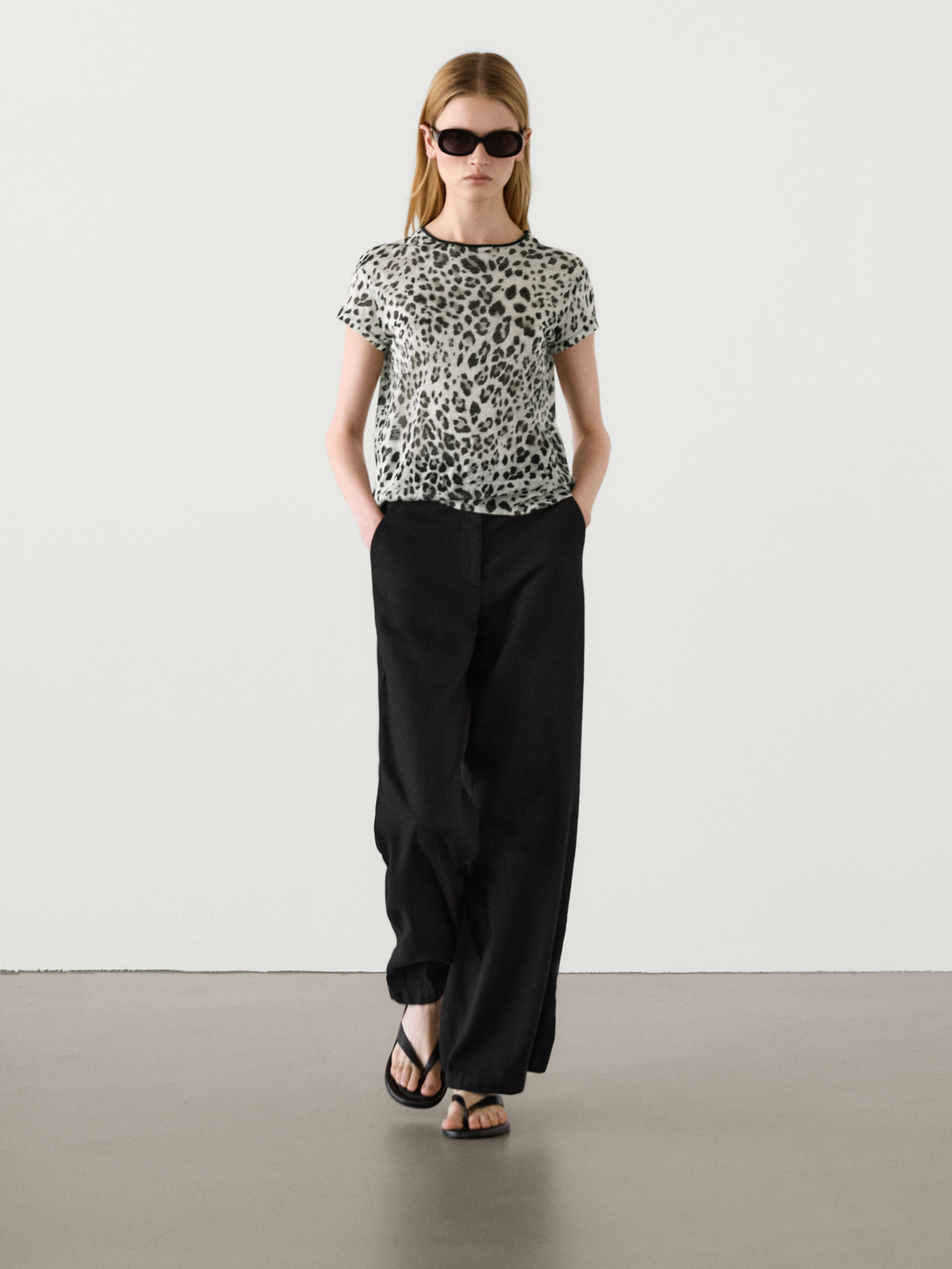 100% linen animal print T-shirt | Massimo Dutti US