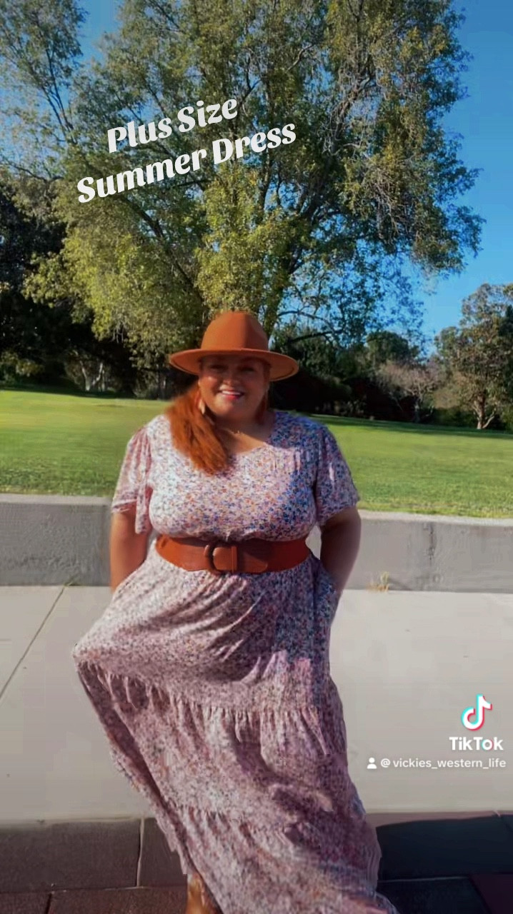 I'm so in love with this dress from Shein! It's so beautiful and comes in many different fabrics! 

#LTKPlusSize