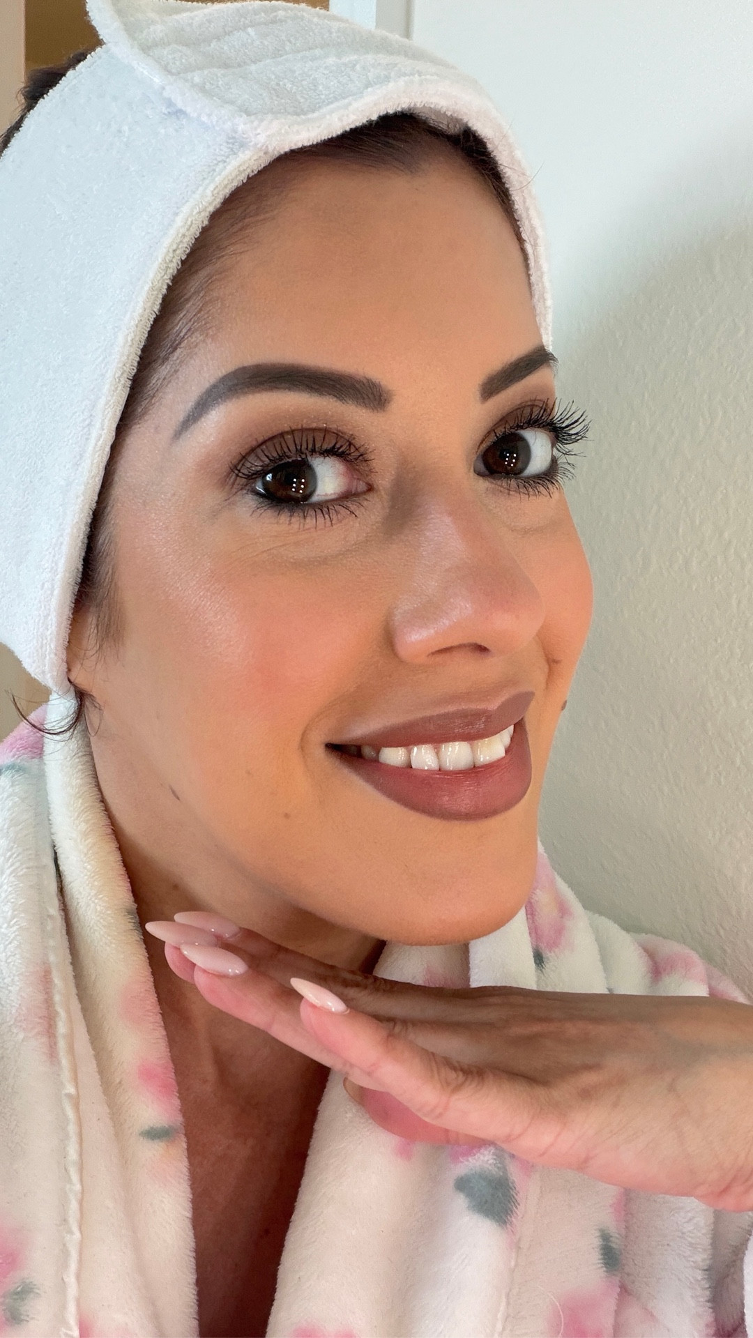 Makeup is DONE 💄✨ Everything I used is linked for you — shop it all through my LTK. Trust me, these are the products that never fail me.

#LTKbeauty #makeuproutine #glammakeup #beautyfavorites #ltkcreator #sephorafavorites #makeupmusthaves #beautyfinds

#LTKgrwm #LTKBeauty #LTKselfcare