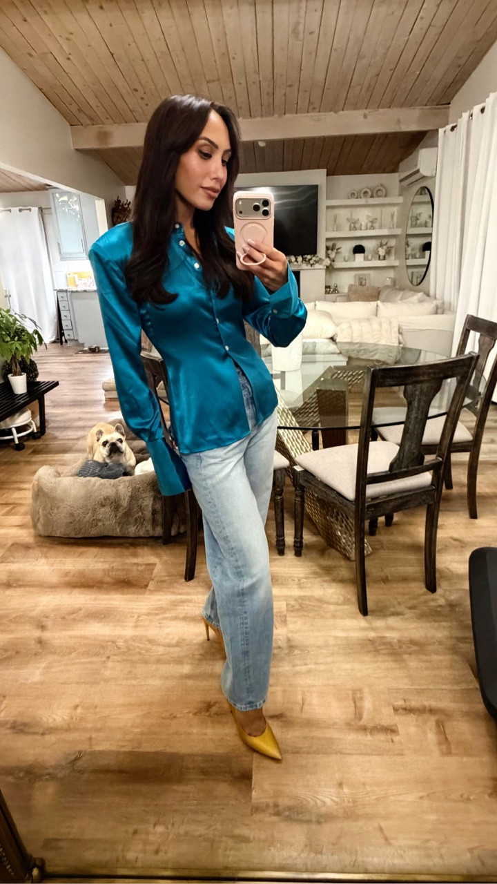 If you know anything about my shopping you know Helsa is my go-to! Linked the top & jeans for you. Heels are outlet! ✨🤍

#LTKootd #LTKgrwm #LTKSaleAlert