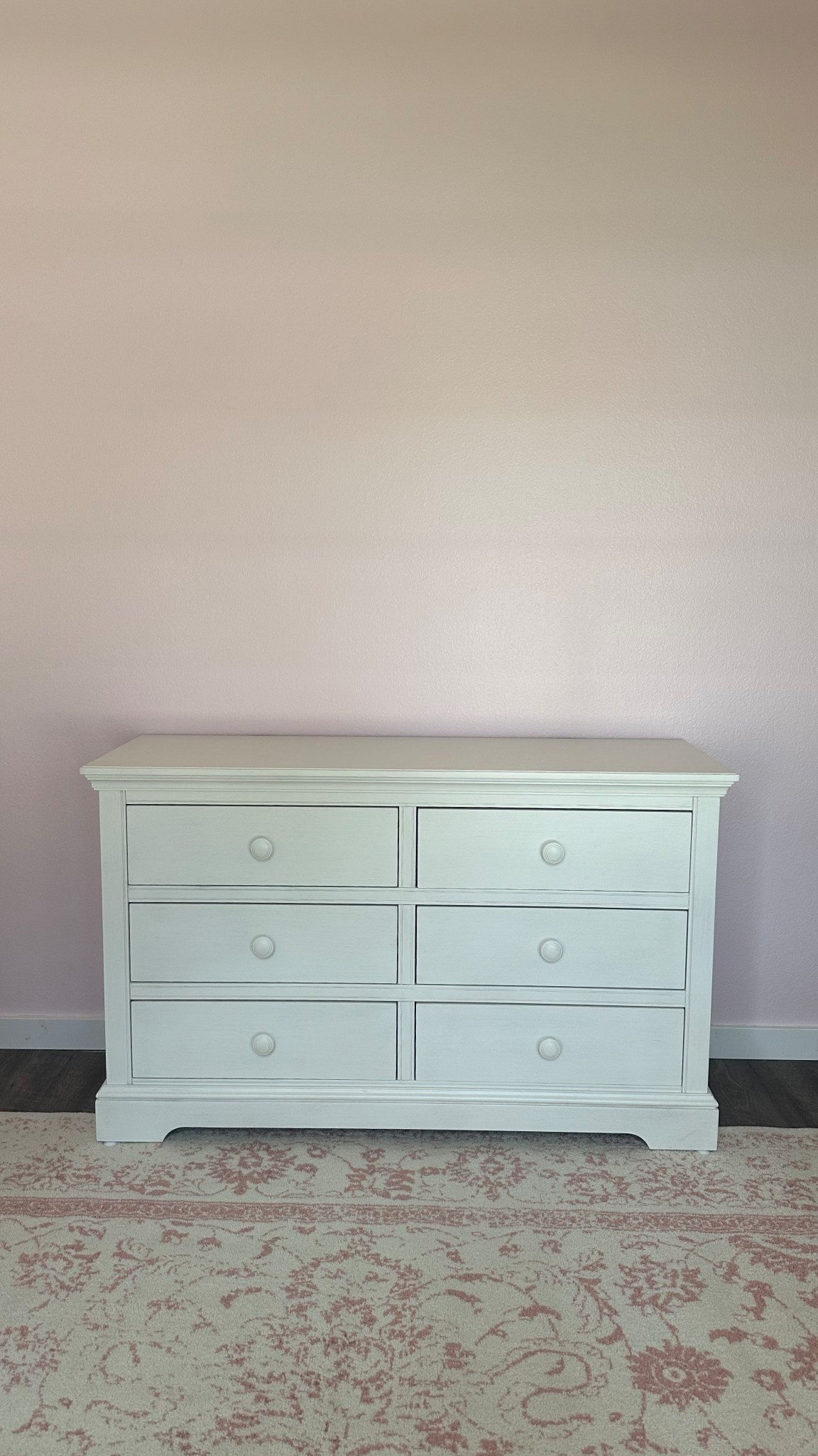 CUTIEST DRESSER 😍