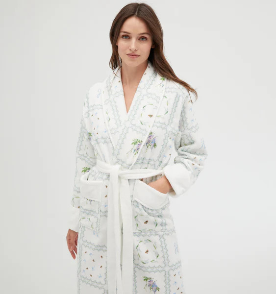 The Hotel Robe - White Floral Patchwork | Hill House Home US