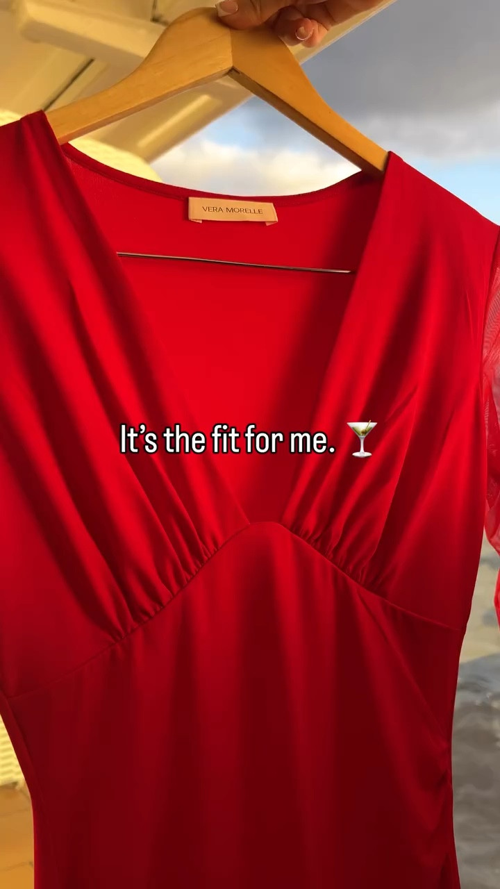 Wasn’t expecting much, but now I am obsessed with @veramorelleofficial dresses 🍸💄

Outfit details on my LTK | Melinaxzay

#veramorelle #reddress #flatteringstyle  #ltk