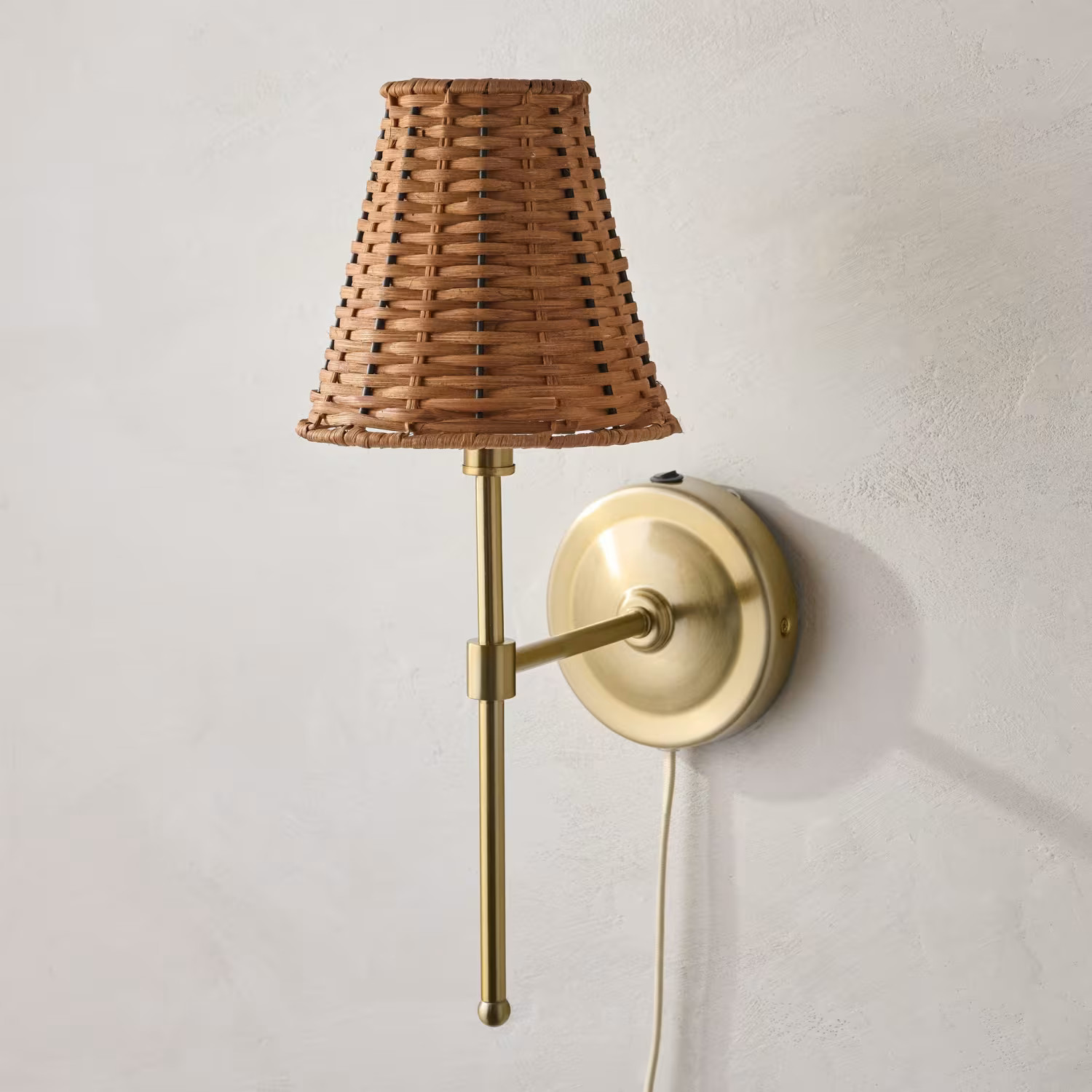 Rattan Plug-In Wall Sconce | Magnolia