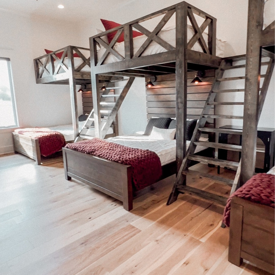 •FALLing in love with our guest room 🫶🏼🍁🍂•

#LTKhome #LTKfamily #LTKunder100