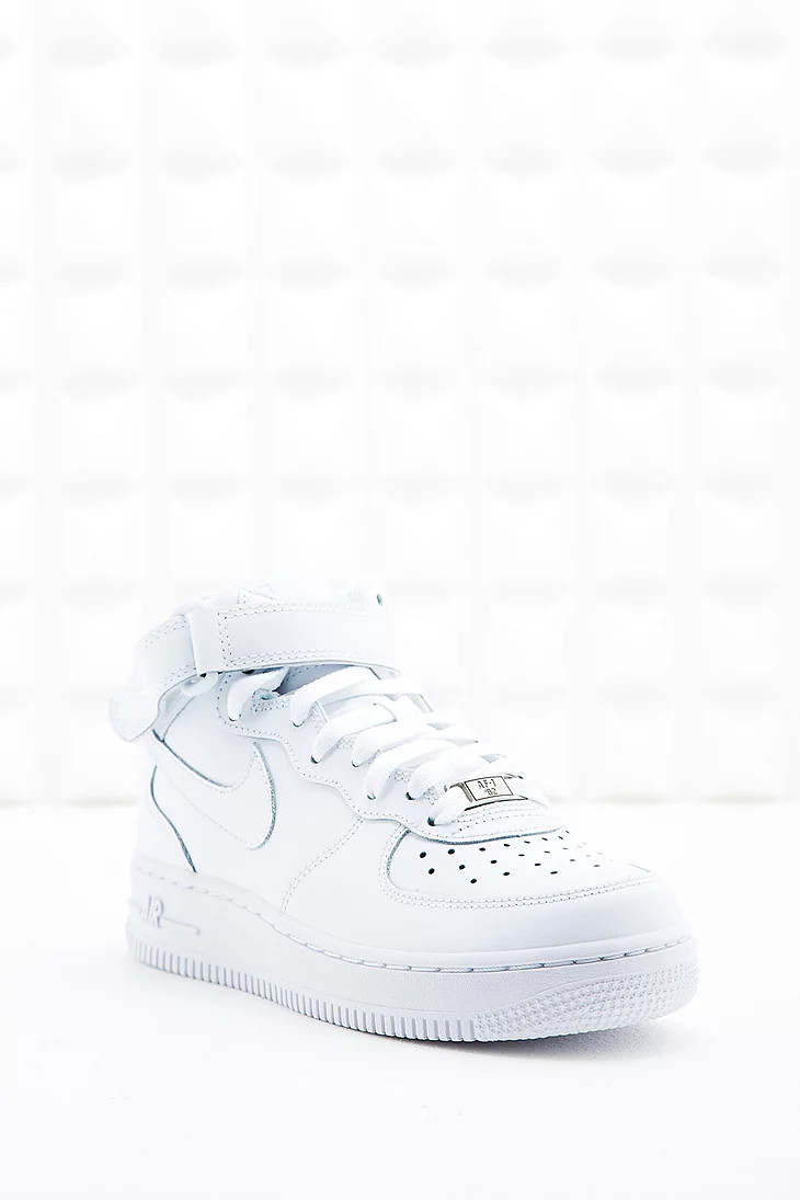 Nike Air Force 1 Sneaker in Weiß | Urban Outfitters AT-DE