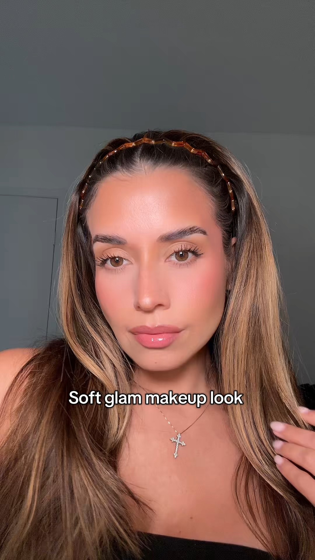 soft glam makeup look 💞 

products used:
@rimmellondonus multi-tasker better than filters
@Versed Skin skin tint 
@Catrice Cosmetics melted sun bronzer + blush + instant awake + under eye setting powder 
@Too Faced concealer and bronzer 
@NYX Professional Makeup lift and snatch 
@Diorbeauty face glow palette 
@Maybelline NY firework mascara + lip liner in big lift 
@LAWLESS Beauty lip gloss in velvet daisy 

#makeuptutorial #softglammakeup #softglam #makeuptransformation #creatorsearchinsights 

#LTKBeauty