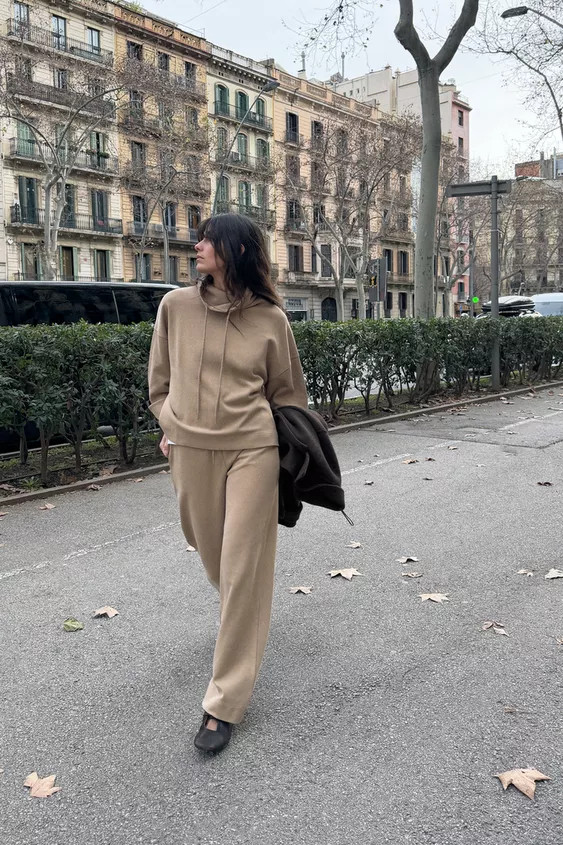 WASHED-EFFECT INTERLOCK SWEATSHIRT | Zara UK