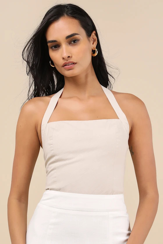 Maebyn Beige Halter Crop Top | Lulus