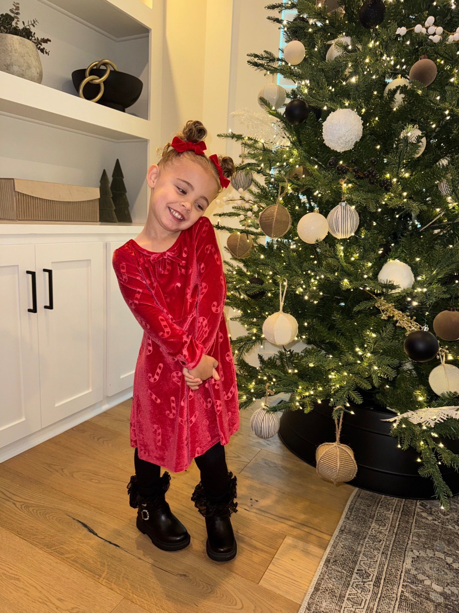 The sweetest holiday dress for toddler girls!  

#LTKKids #LTKHoliday #LTKootd