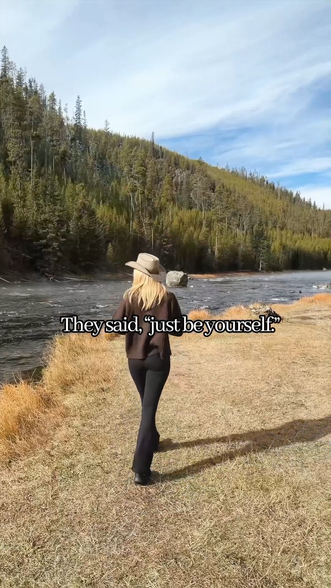 Who knew my random Tuesday would look like this? ☁️ Still posting, editing, and serving looks — seven days a week, and not sorry about it.

Western chic outfit idea, fall outfit, Yellowstone outfit, Montana outfit, casual  fall outfit, activewear outfit, fleece jacket, fall fashion, hiking outfit 

#LTKTravel #LTKStyleTip #LTKSeasonal