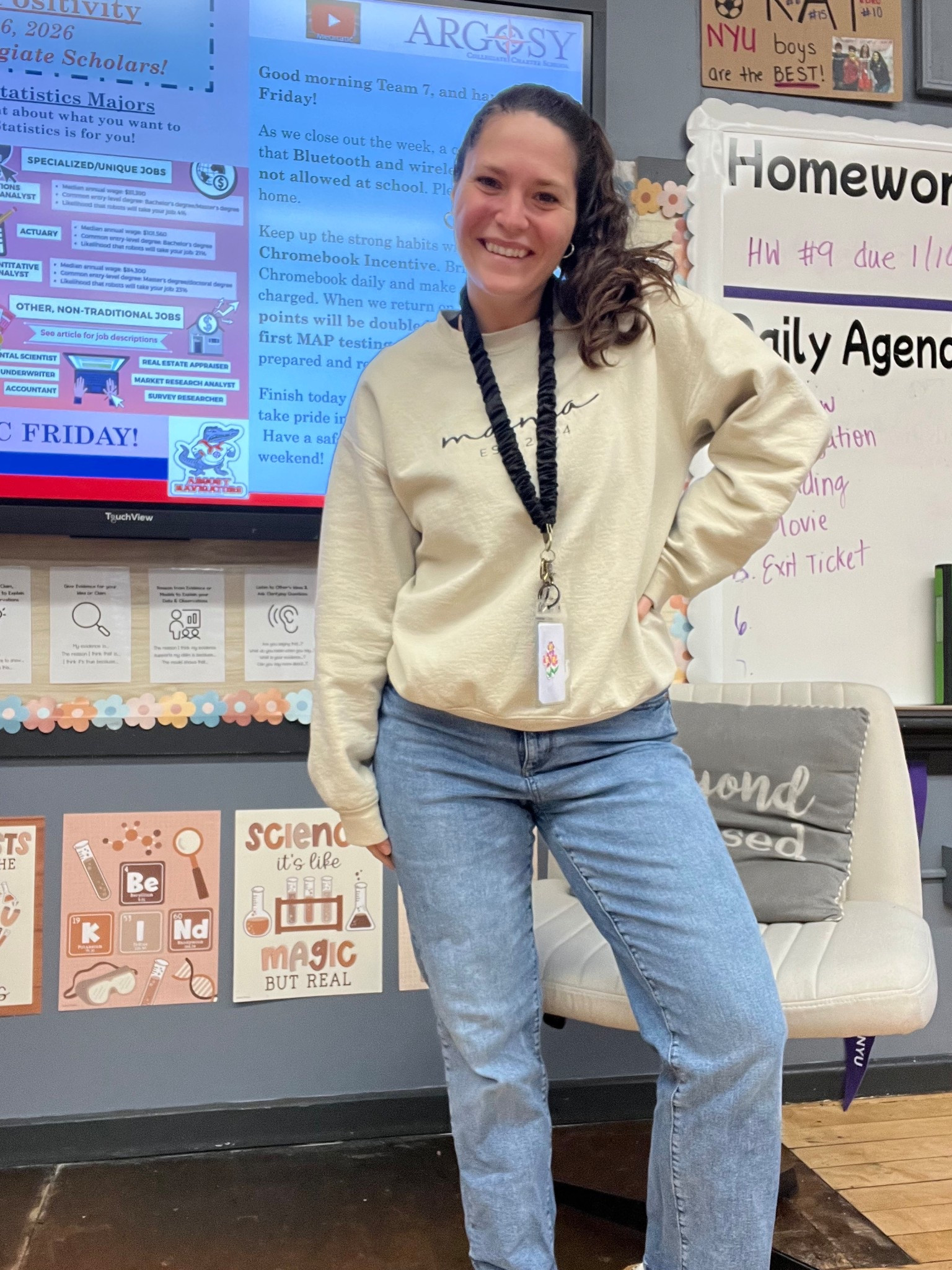 Happy Friday!!!

#LTKootd #LTKFindsUnder50 #LTKmomlife