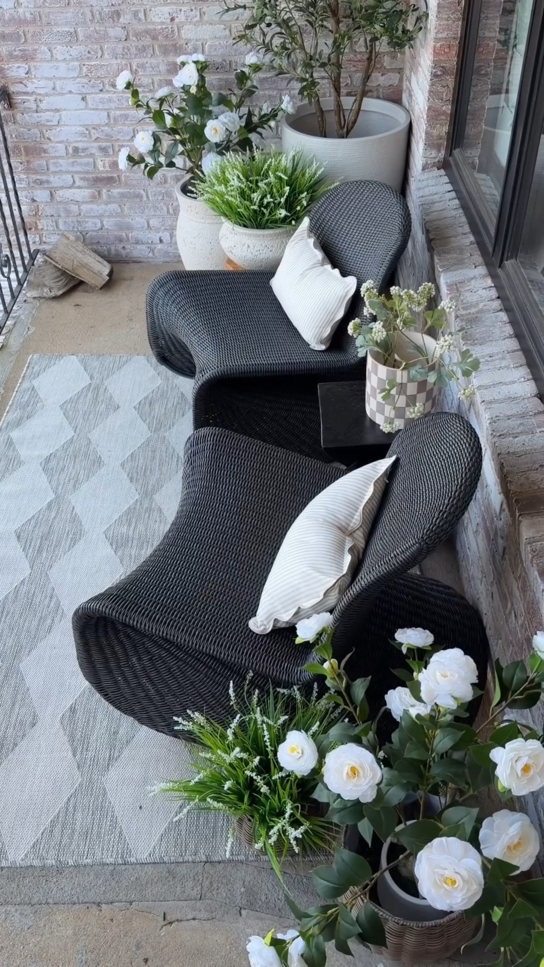 Summer Porch Glow Up ✨

#LTKSaleAlert #LTKSeasonal #LTKHome