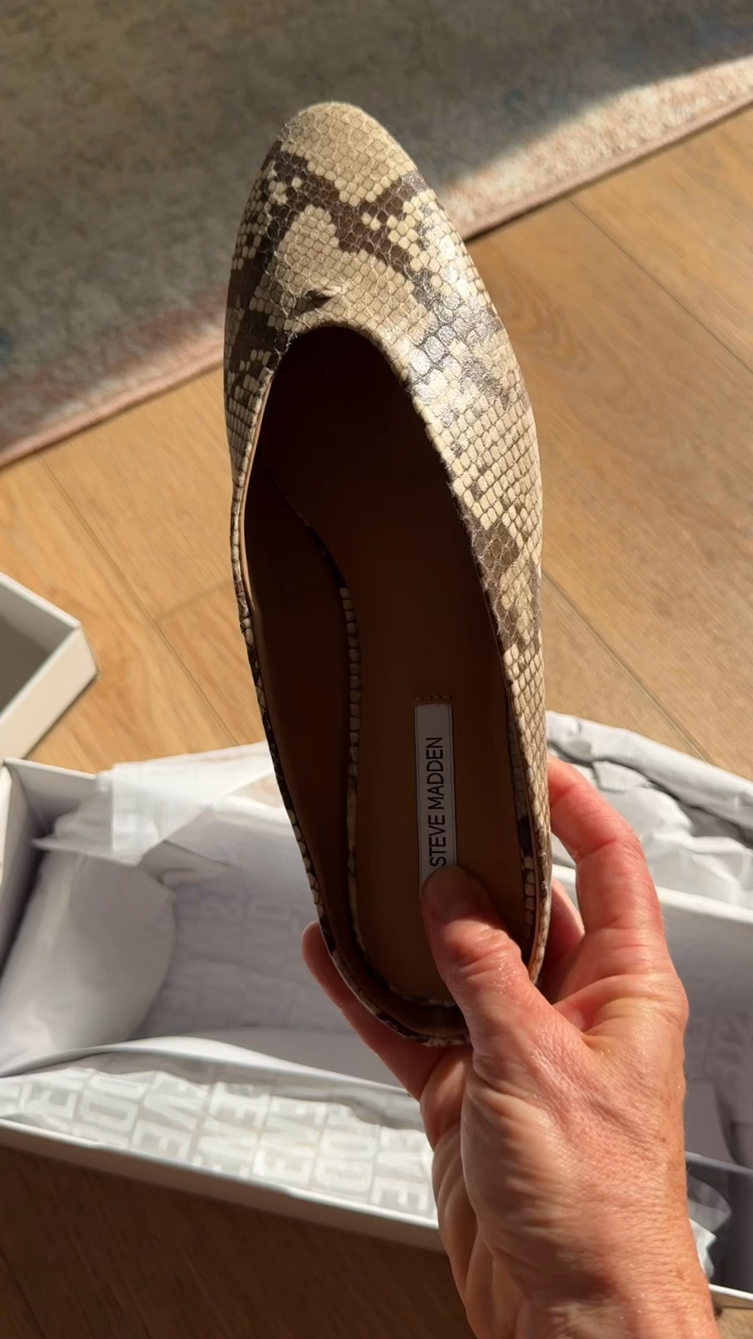 I love these flats for fall! They fit TTS and are so comfortable!

#LTKOver40 #LTKPetite