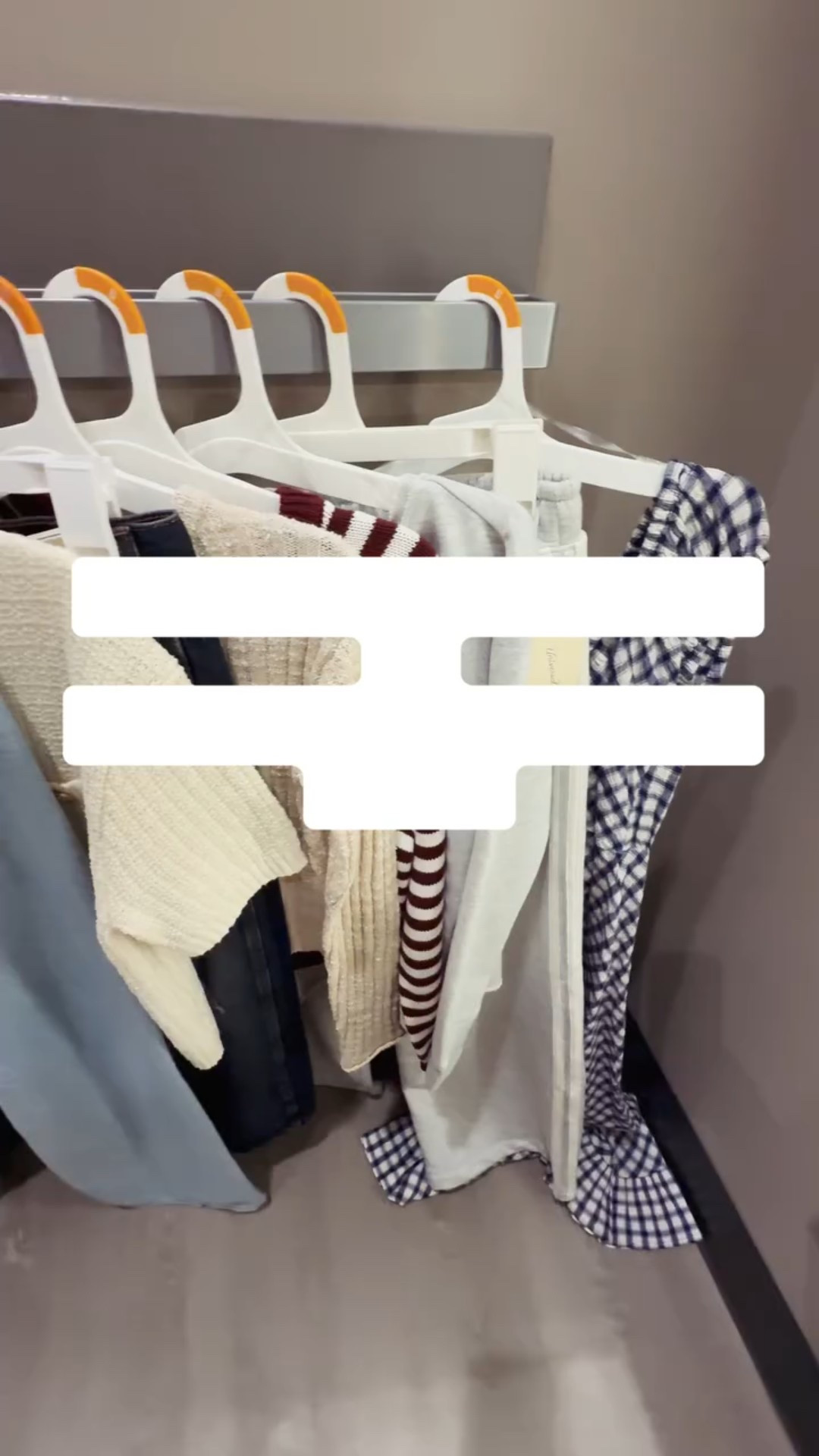 Spring arrivals from Target are looking really good 🌸
Lightweight sweaters, fresh denim, an easy cozy look, and a dress that works for now and later — all affordable, all wearable this spring! 

These are the kind of pieces you’ll actually reach for on repeat.

👉 Shop everything through my LTK — comment “SHOP” for links

#TargetStyle
#SpringStyle
#AffordableFashion
#EverydayOutfits
#CasualChic