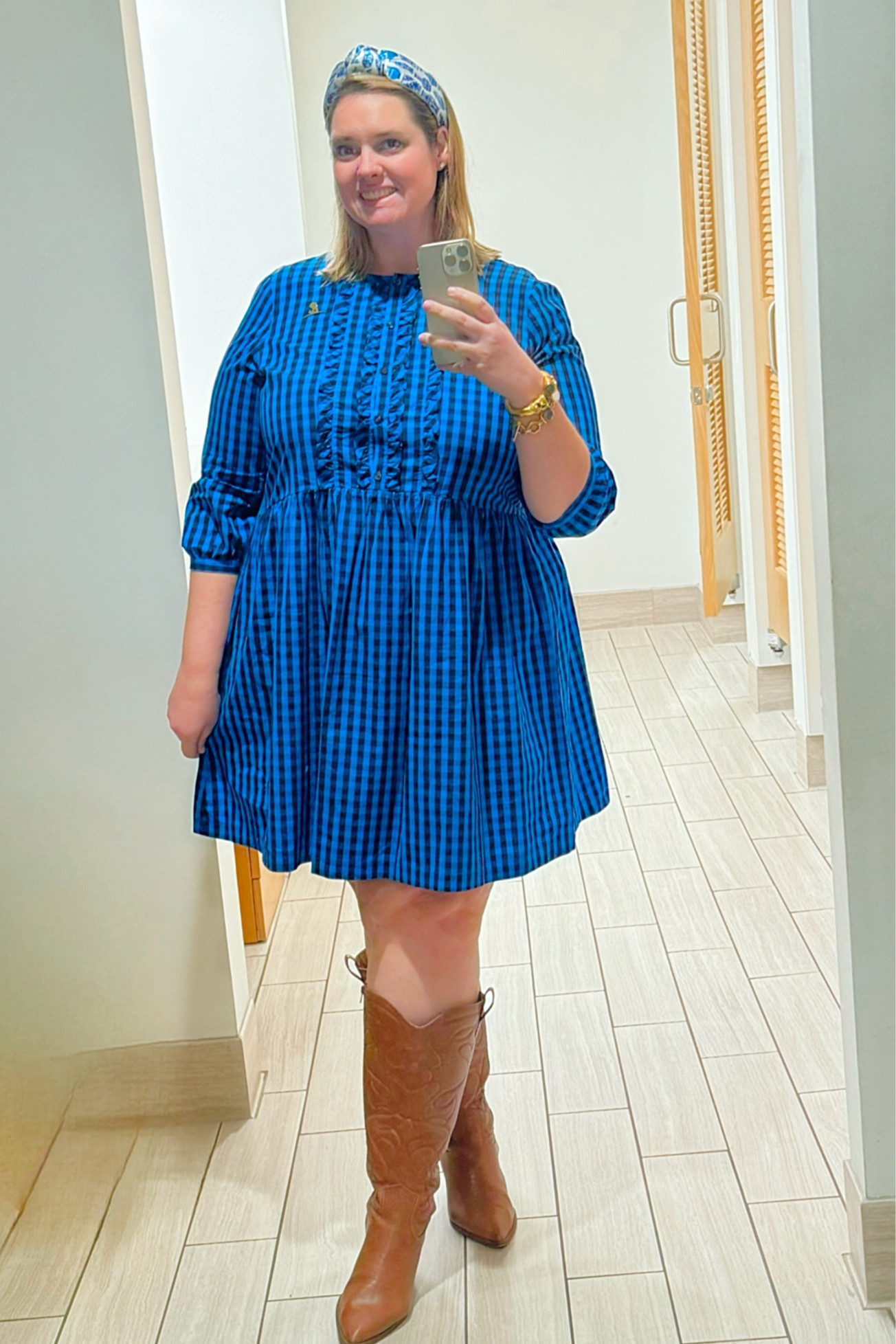 Wearing my Draper James sale find to kick off the week in the office. I love their pieces because they don’t require much styling - just throw on and look cute. I am wearing the xxl 

#LTKworkwear #LTKplussize #LTKstyletip