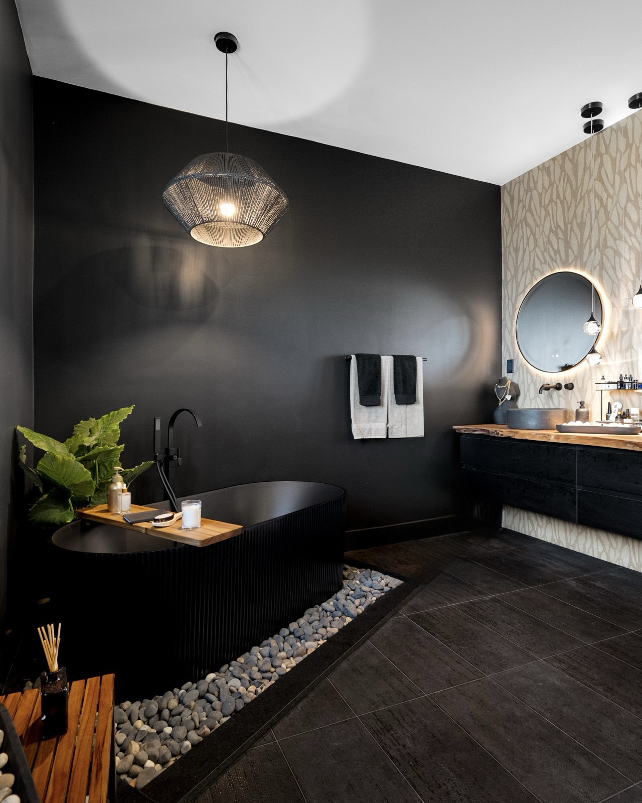 Spa vibes in this master bath 

#LTKHome #LTKmorningroutine #LTKdayinmylife