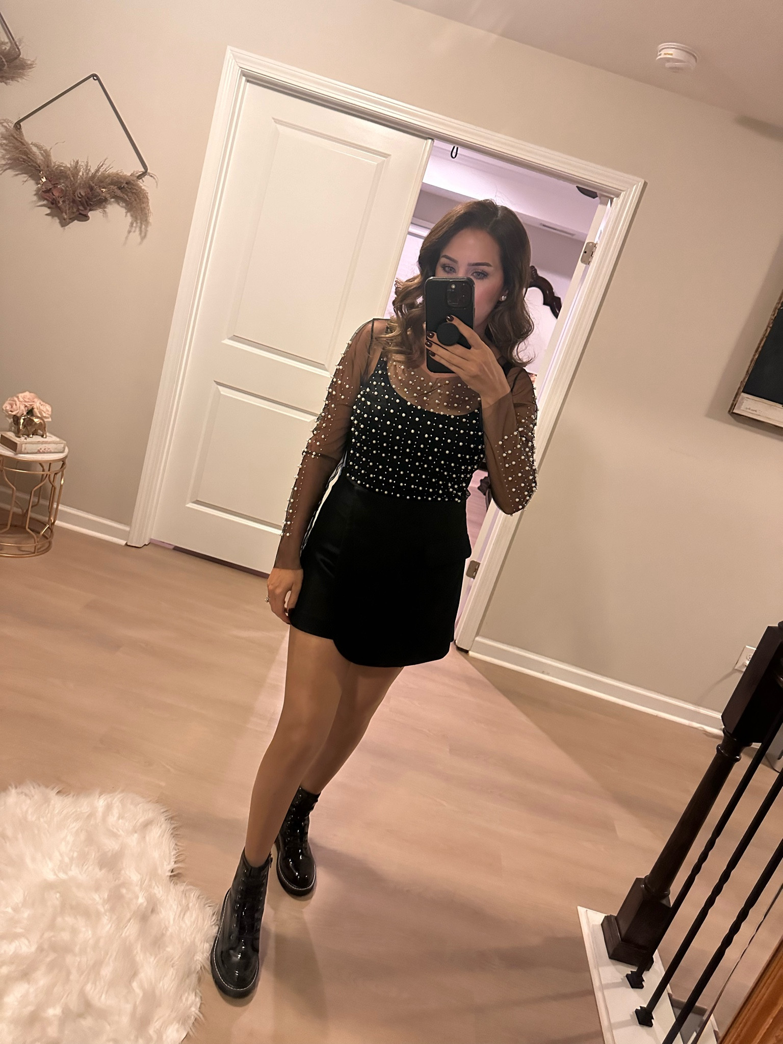 My favorite sheer mesh pearl top! 🤍

#LTKFindsUnder50 #LTKParties #LTKHoliday