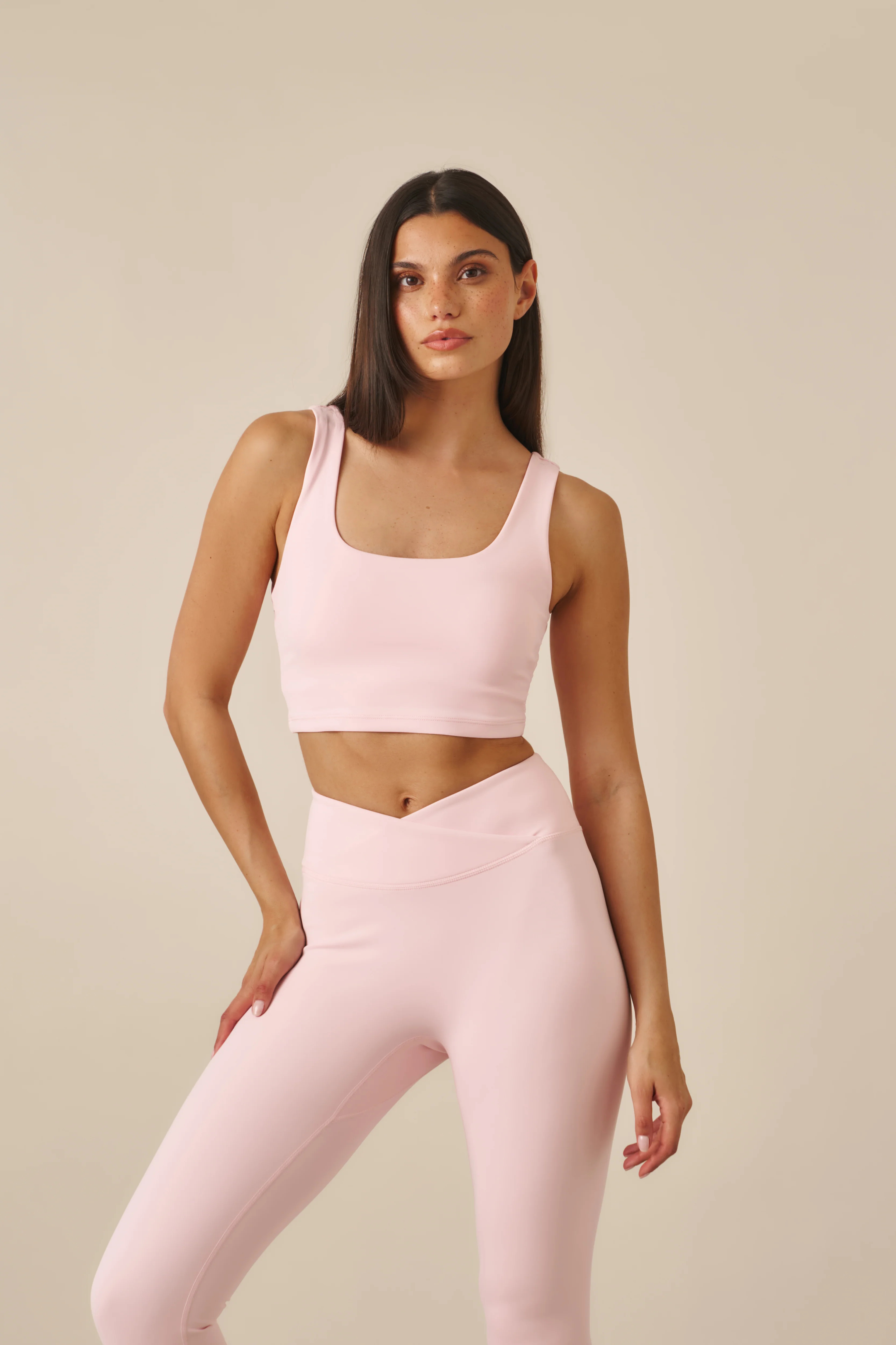 Smoothform Built In Bra Sports Bra - Ballerina Pink | Reasn