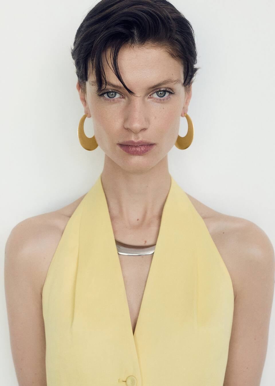 Flare pants with pleated detail -  Women | Mango United Kingdom | MANGO (UK)