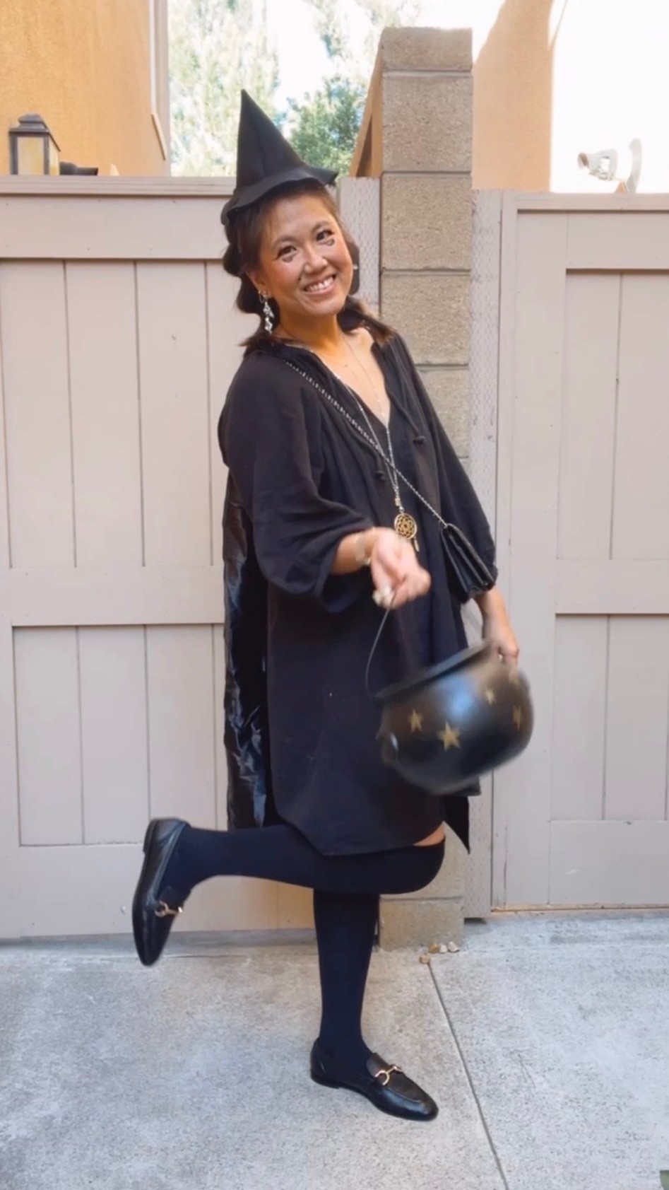 easy last minute witch costume for Halloween 

#LTKSeasonal #LTKHalloween #LTKHoliday