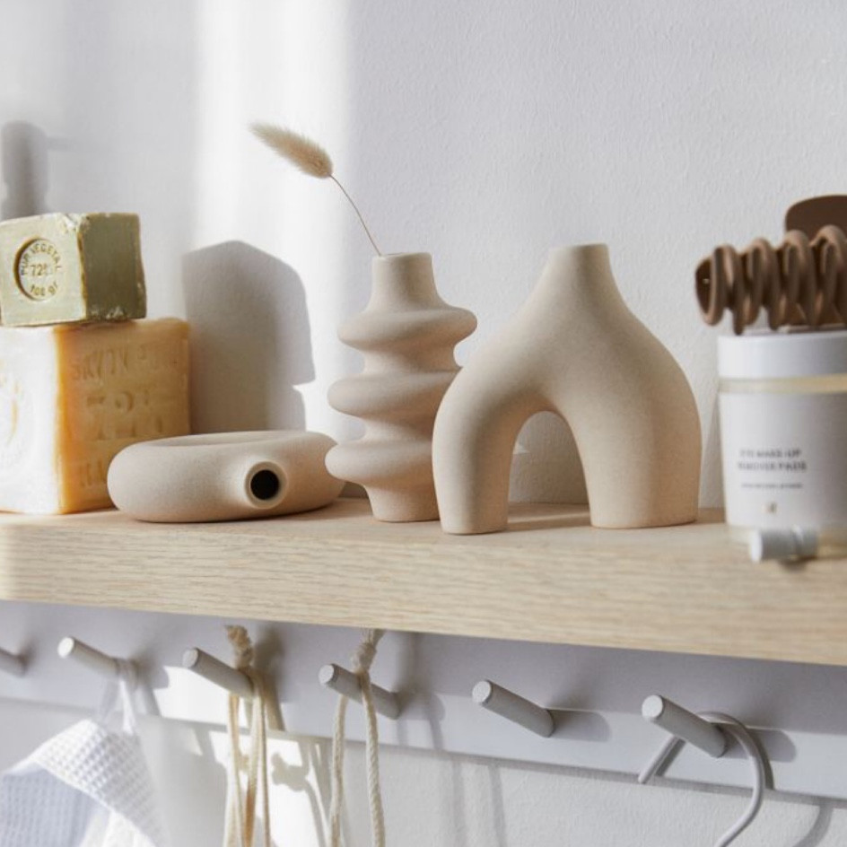 H&M Decor


#LTKeurope #LTKFind #LTKhome