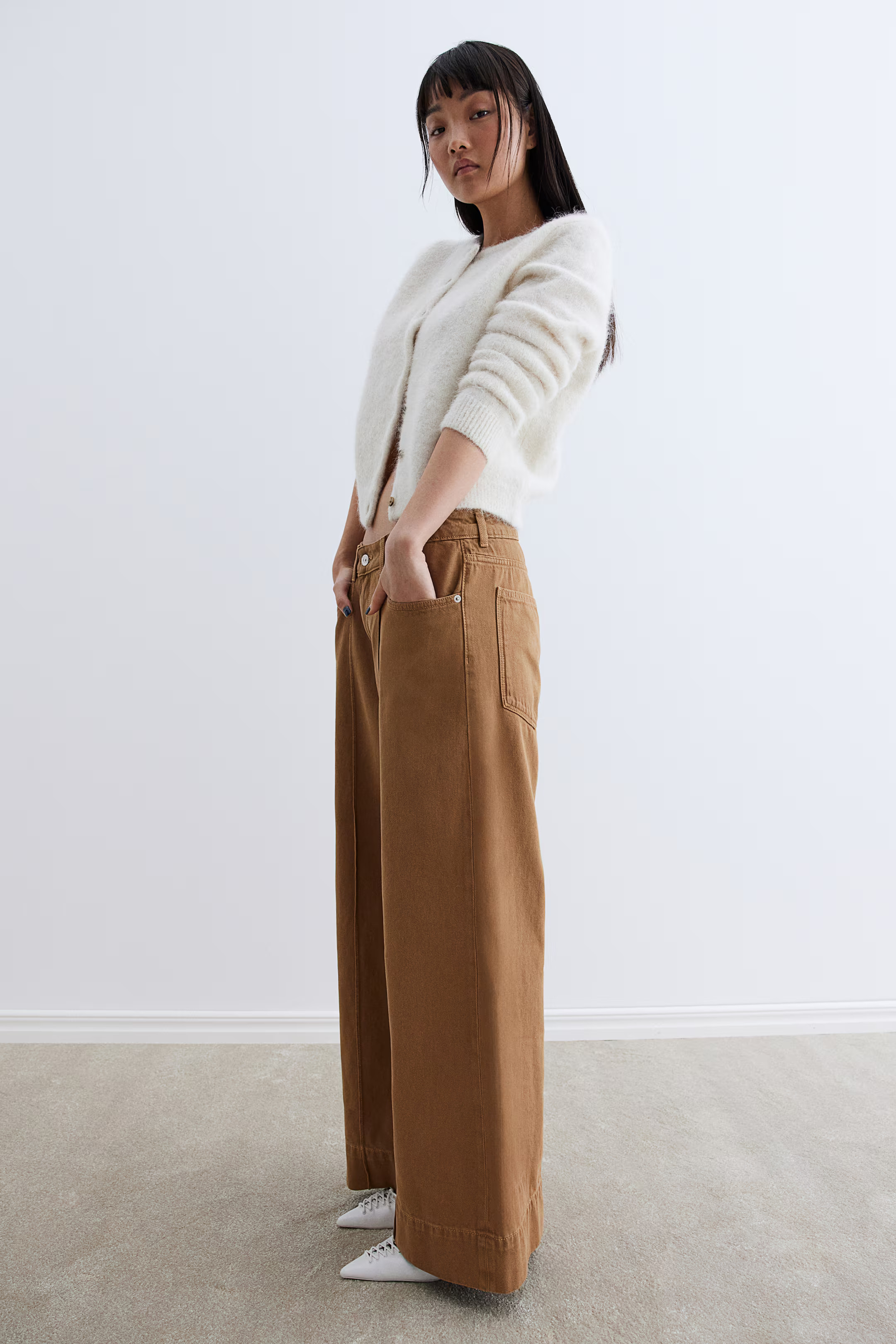 Baggy Wide Low Jeans - Dark beige - Ladies | H&M GB | H&M (UK, MY, IN, SG, PH, TW, HK)