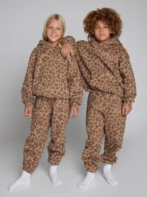 Minimalist Kids Hoodie — Comfrt | Comfrt