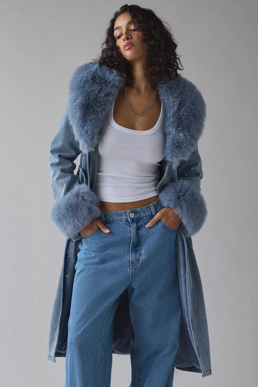 Azalea Wang Kaya Faux Fur Trim Denim Trench Coat | Urban Outfitters (US and RoW)