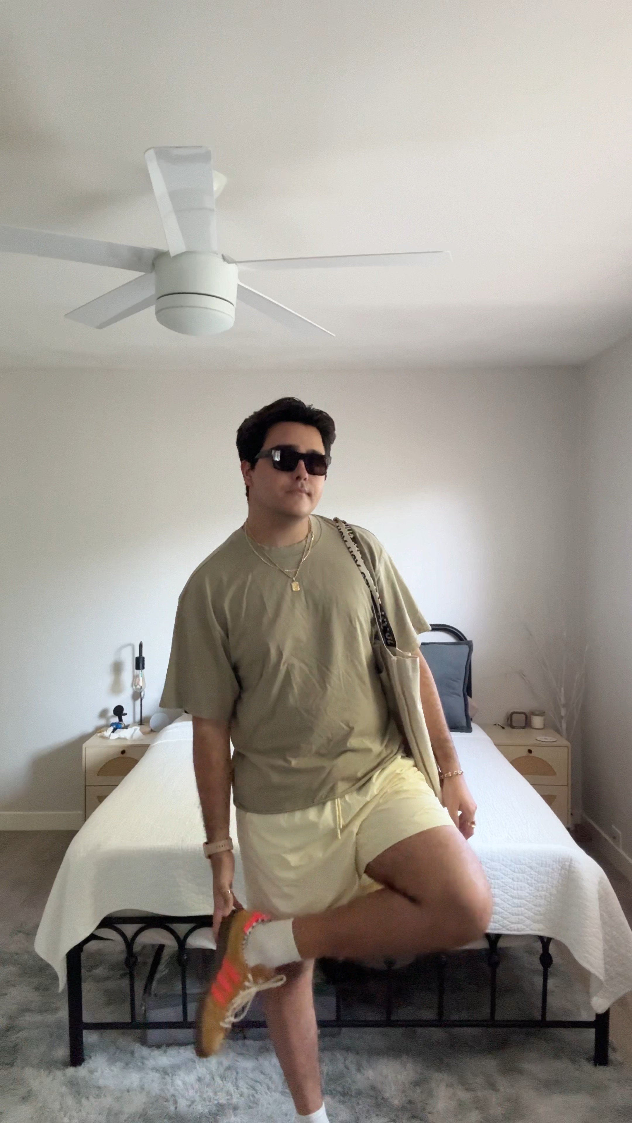 get ready w me 🌫️

#LTKVideo #LTKSeasonal #LTKMens