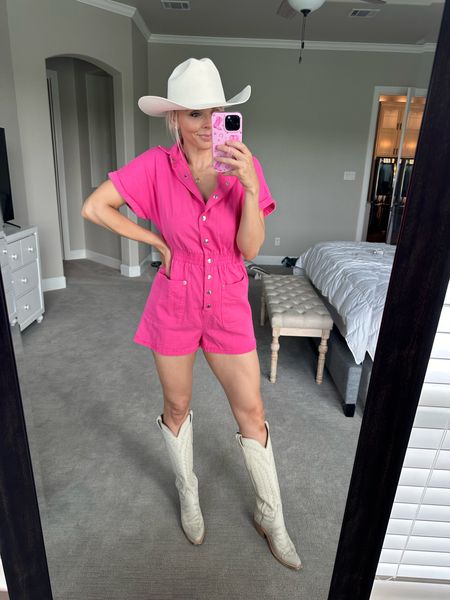 Cutest little pink romper, perfect for a country concert like Morgan wallen! I’m wearing a size medium. 

#LTKSeasonal #LTKFindsUnder50 #LTKStyleTip