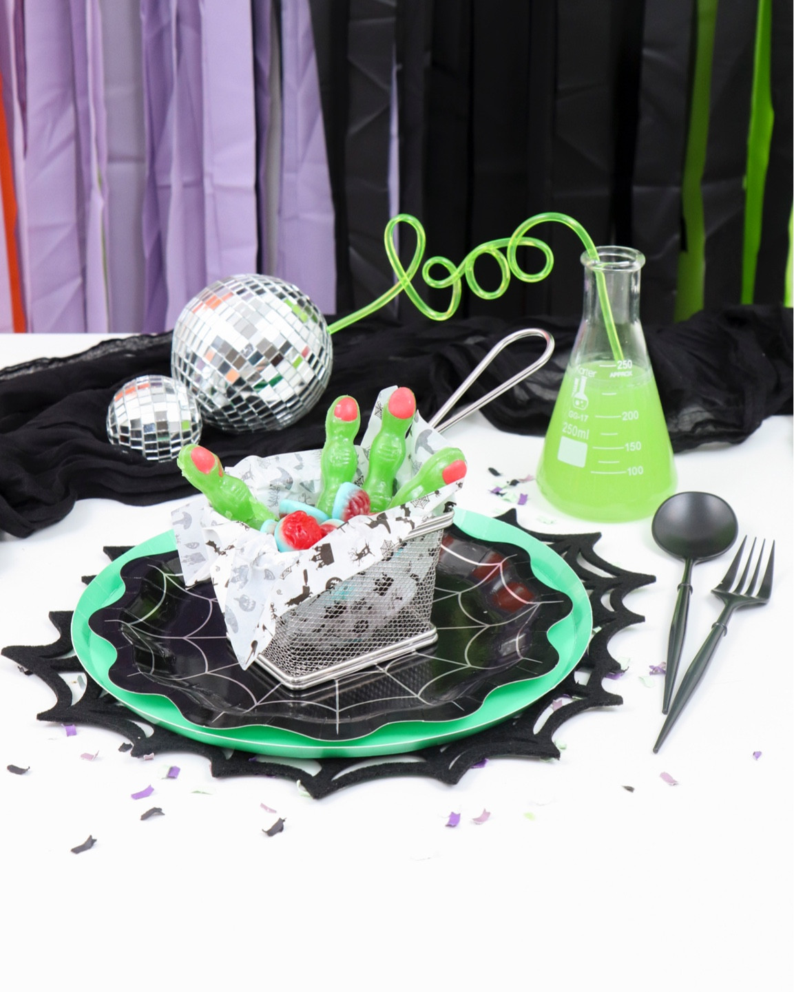 Let’s fry up a zombie 🧟‍♀️snack attack! 

I used the cutest little mini fryer baskets to serve up zombie 👇🏻👆🏻fingers and 🧠brains! 
Would you dare?!

#LTKkids #LTKHalloween #LTKparties