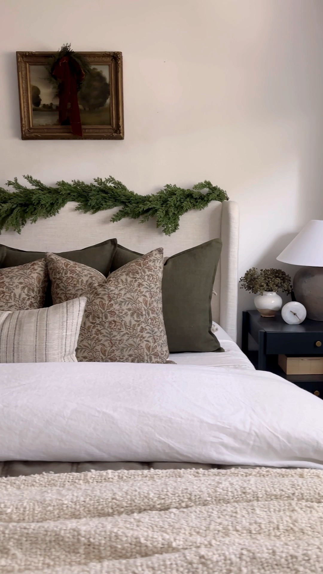 Shop my holiday bedroom look! 

#LTKstyletip #LTKHoliday #LTKhome