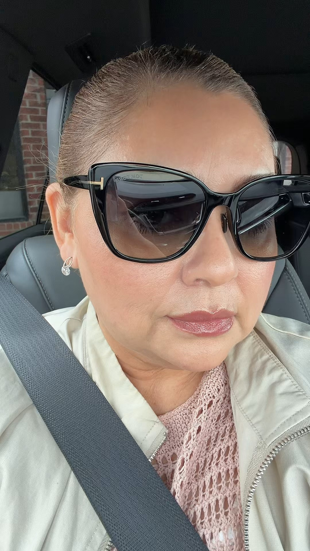 Come run a quick errand #tomford #bareminerals #tarte

#LTKvlog #LTKdayinmylife #LTKfoodie